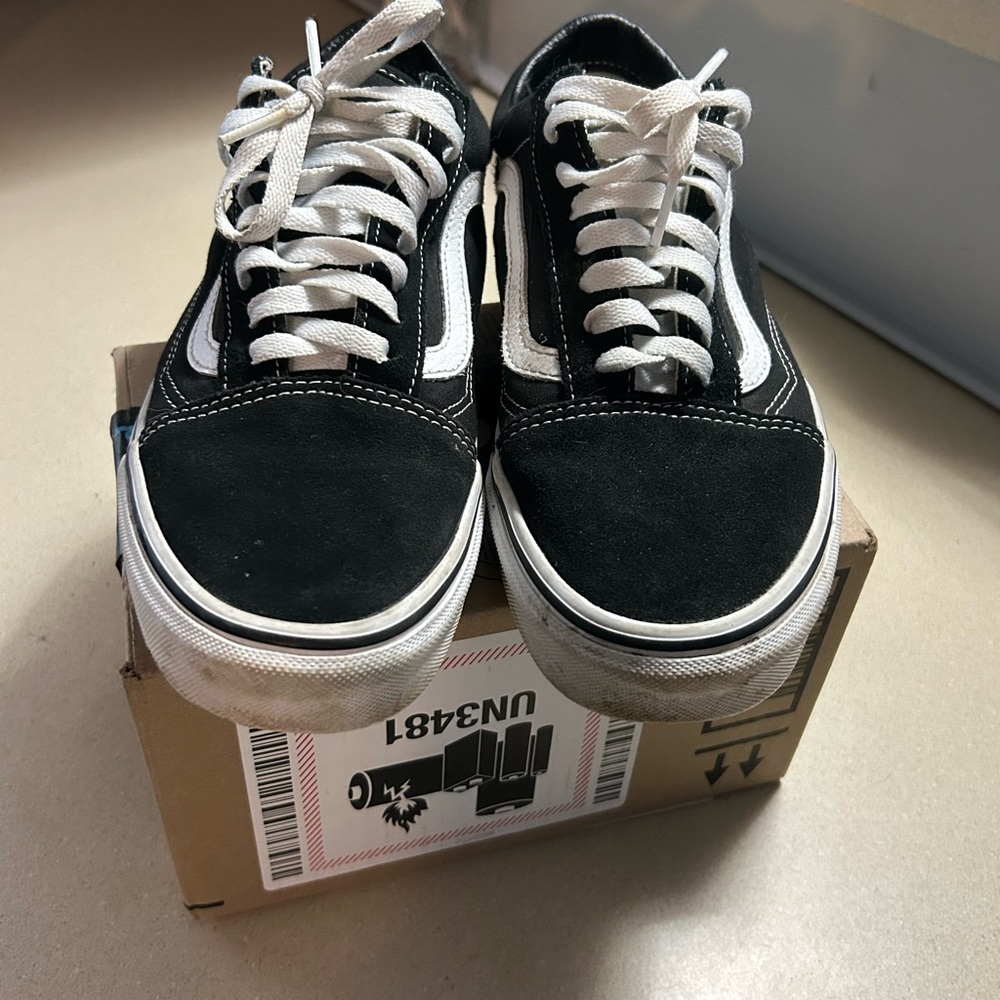 Vans old school size 8.5
